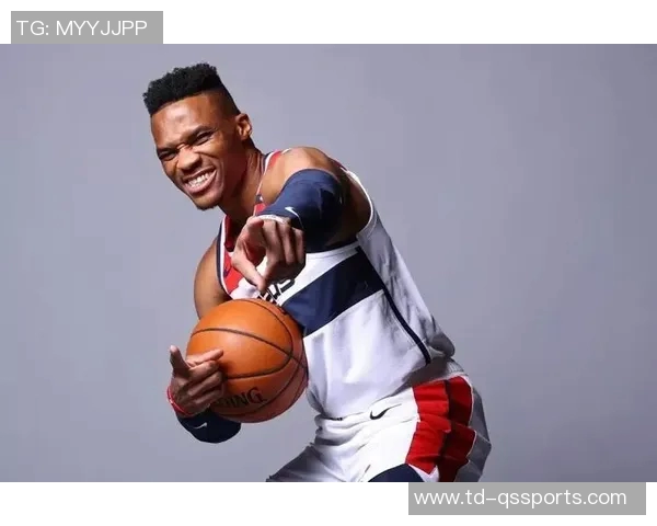 势如破竹!武克切维奇反击劈扣&惠特摩尔空接得手奇才爆发14-0的战术奇迹 势如破竹!武克切维奇反击劈扣&惠特摩尔空接得手奇才爆发14-0的战术奇迹