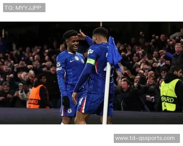 马雷斯卡：埃斯特旺像个旧时代的孩子，他不沉迷于手机和社媒